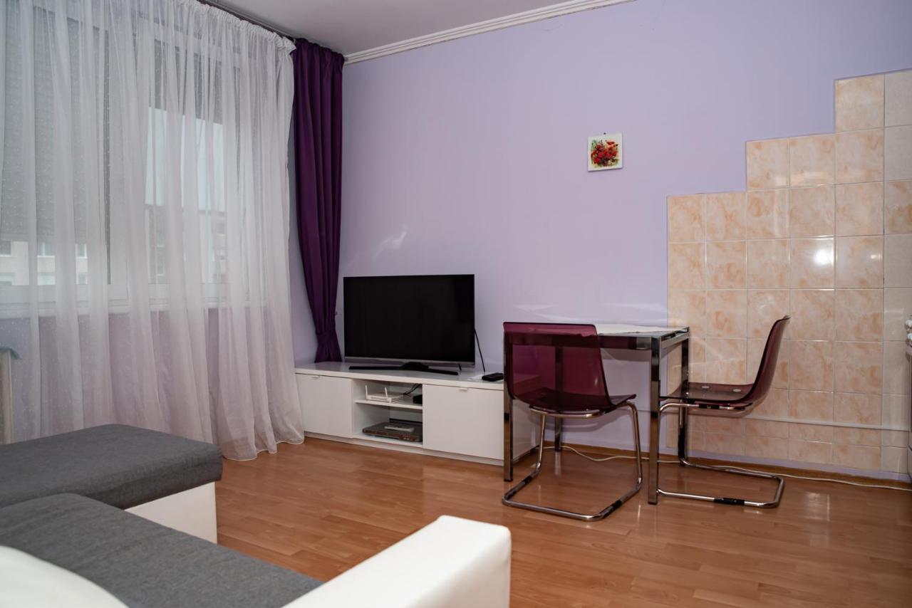 Lovely One Bedroom Apartment Nové Zámky Zewnętrze zdjęcie