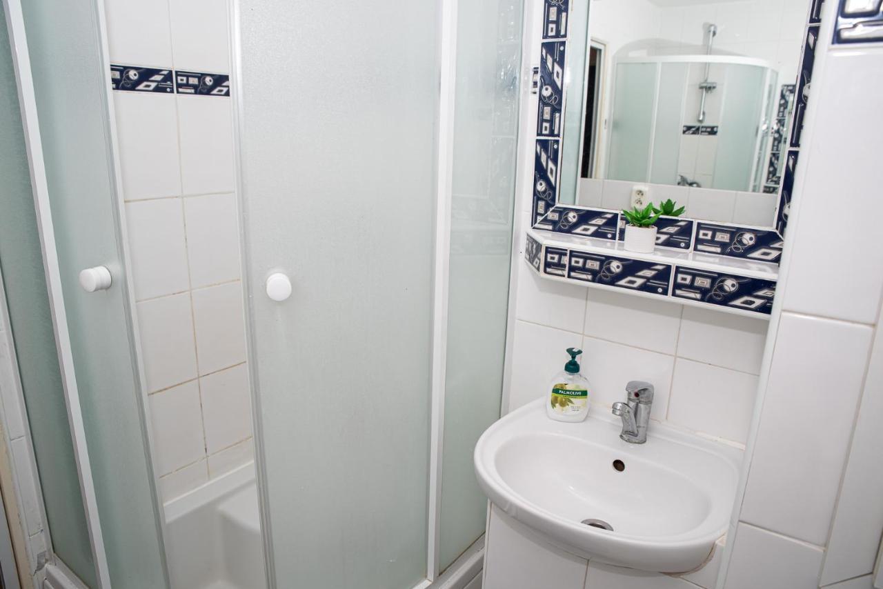 Lovely One Bedroom Apartment Nové Zámky Zewnętrze zdjęcie