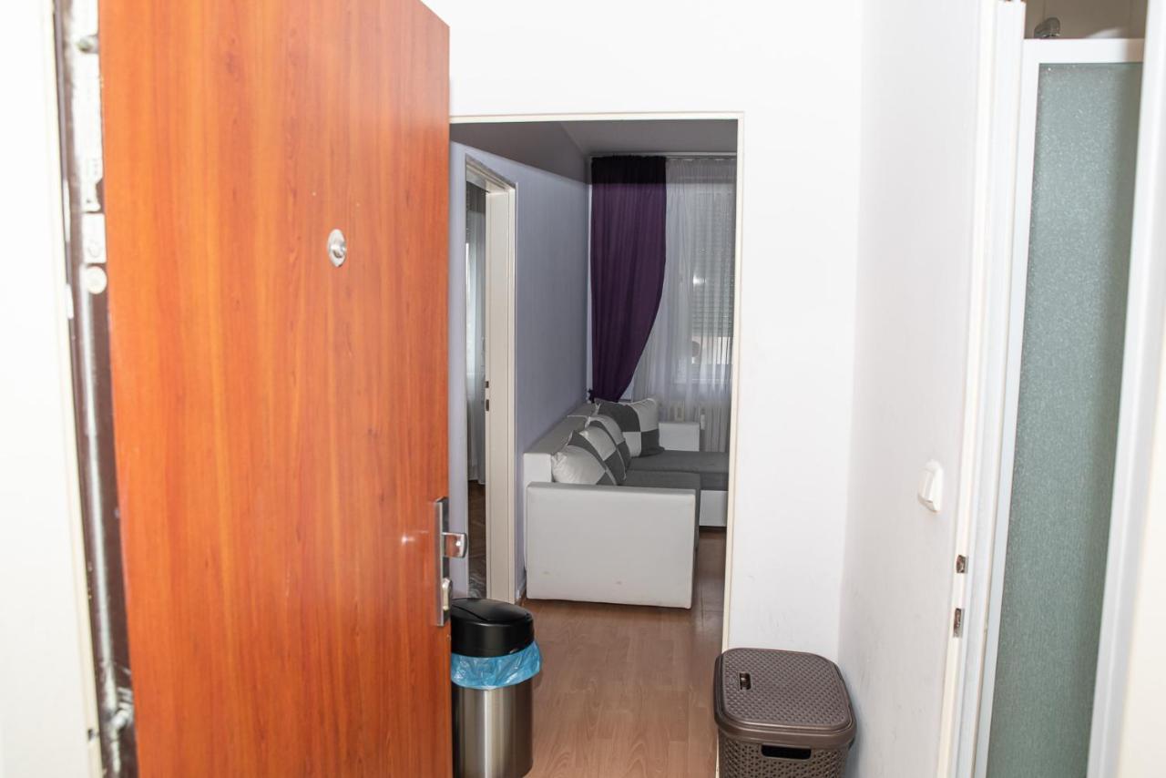 Lovely One Bedroom Apartment Nové Zámky Zewnętrze zdjęcie
